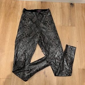 Commando taupe python leggings, like new, M